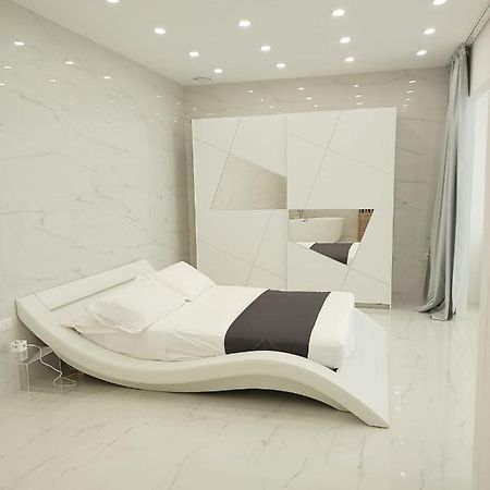 Elegant Basement Suite Orosei Kültér fotó