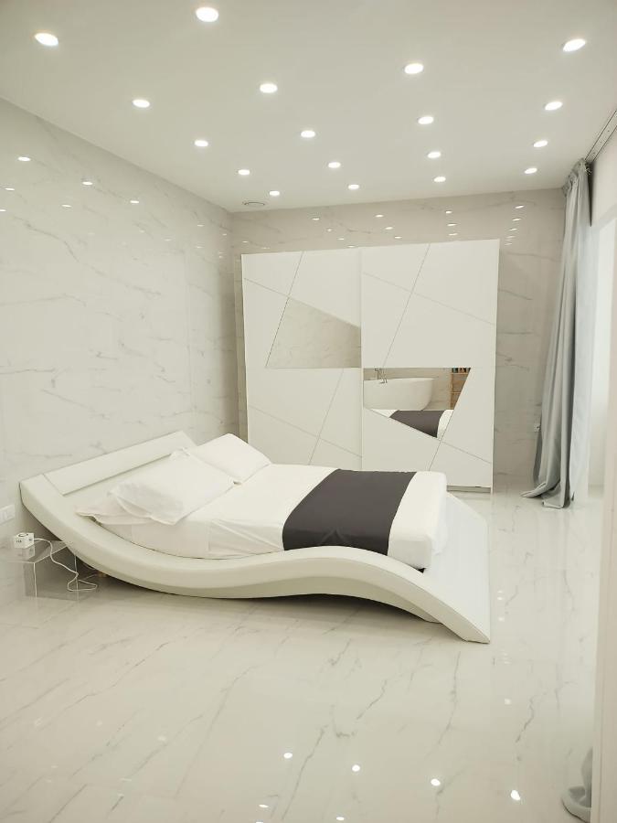 Elegant Basement Suite Orosei Kültér fotó